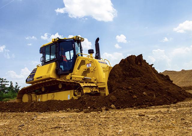 Komatsu D61EX-24 Dozer